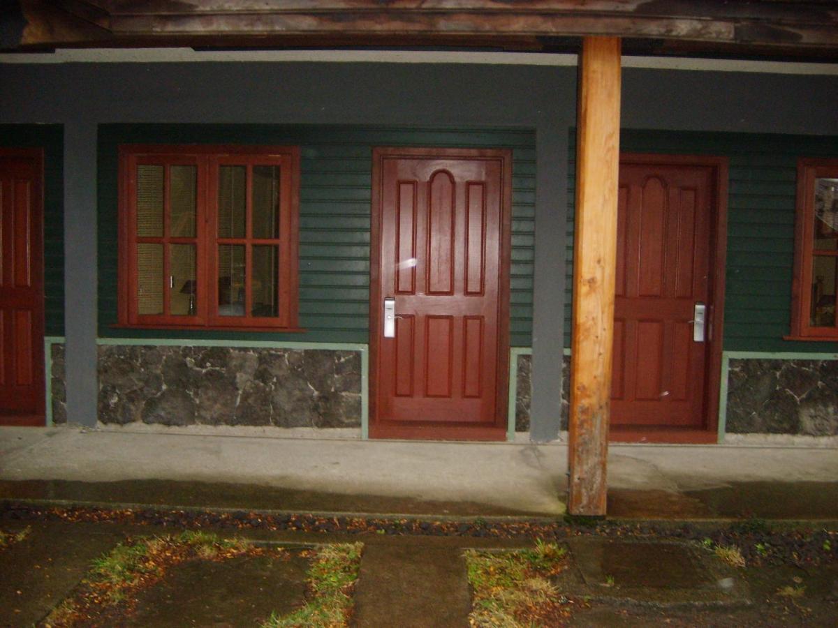 Yan Kee Way Lodge Bungalow Puerto Varas Luaran gambar