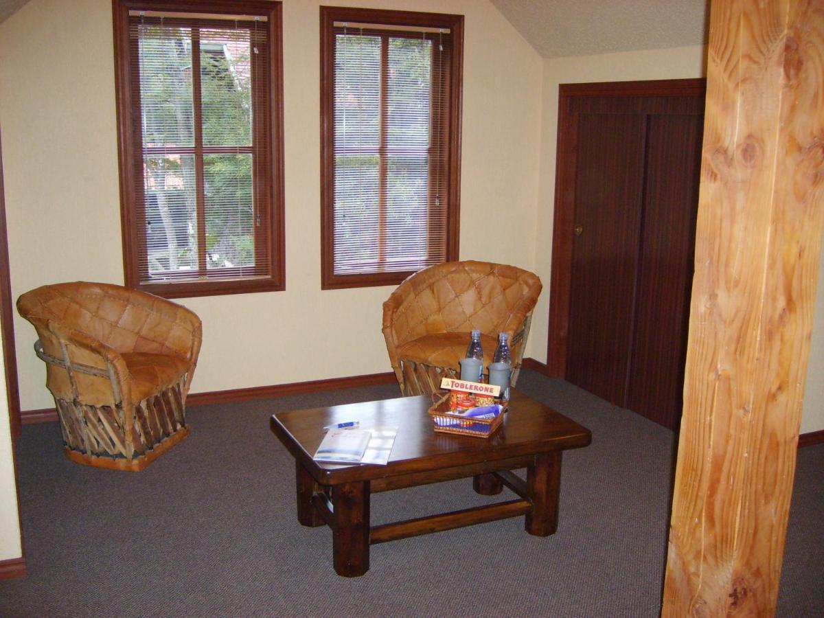 Yan Kee Way Lodge Bungalow Puerto Varas Luaran gambar