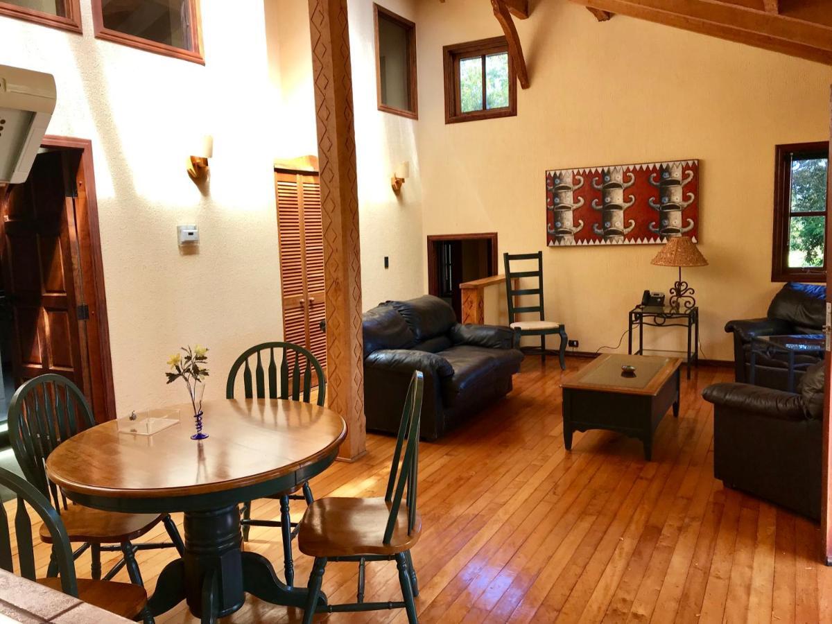 Yan Kee Way Lodge Bungalow Puerto Varas Luaran gambar